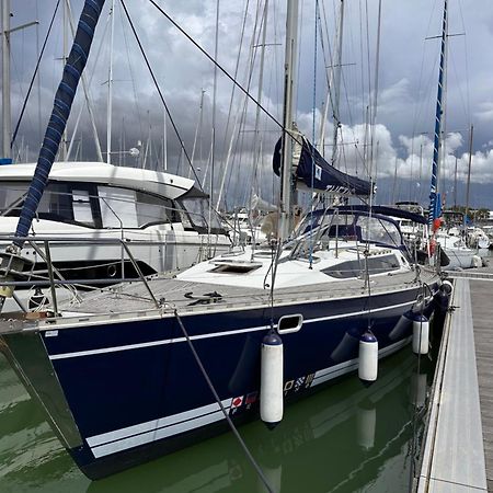Voilier A Quai Hotel La Rochelle  Ngoại thất bức ảnh